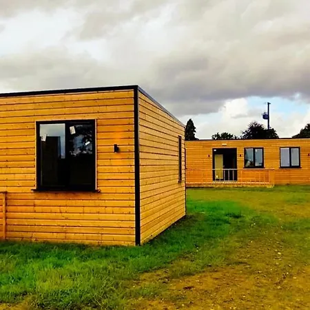 شقة Canal View Lodge & Spa - Entire 3 Bed Lodge