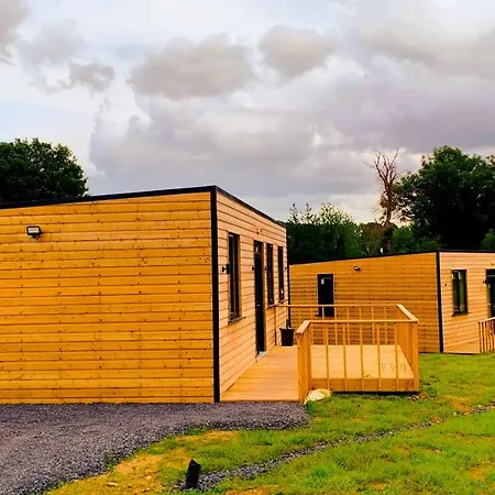 شقة Canal View Lodge & Spa - Entire 3 Bed Lodge *