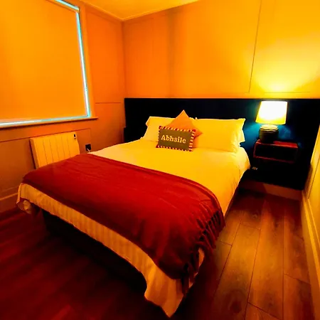Canal View Lodge & Spa - Entire 3 Bed Lodge